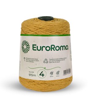 Foto com fundo branco contendo um cone do barbante euroroma n°4 de 600g na cor mostarda