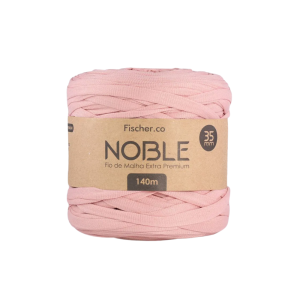 Foto com fundo branco contendo um novelo do fio de malha extra premium noble 35mm fischer cor rose antigo